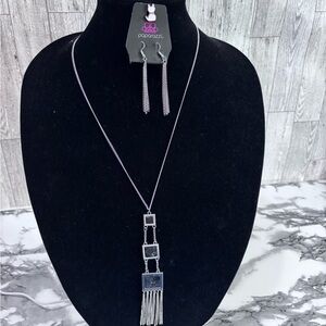 Paparazzi Silver Geometric Necklace and Earring Set
